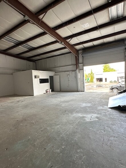 6950 Venture Cir, Orlando, FL à louer - Photo de l’immeuble – Image 3 sur 3