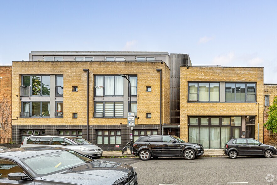 129 Weedington Rd, Londres à louer - Photo de l’immeuble – Image 1 sur 6
