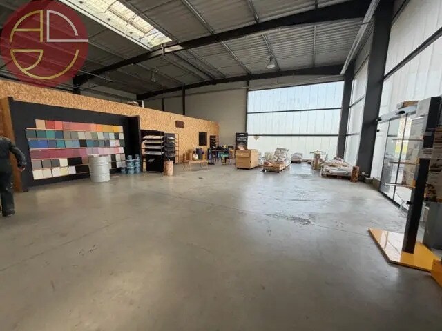 Plus de détails pour Industriel/Logistique à louer