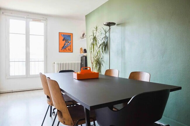Plus de détails pour 59 Rue Du Faubourg Saint-Antoine, Paris - Coworking à louer