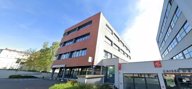 Bureau dans Besançon à louer - Photo de l’immeuble – Image 1 sur 7