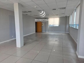 Bureau dans Rivas-Vaciamadrid, Madrid à louer Photo intérieure– Image 2 sur 5