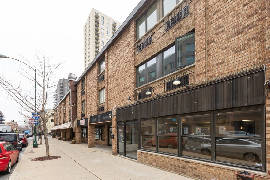 1143 N Wells St, Chicago, IL à vendre - Photo de l’immeuble – Image 2 sur 14