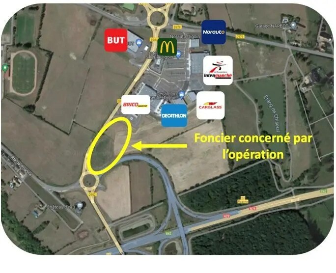 Local d’activités dans Digoin à louer - Photo de l’immeuble – Image 3 sur 4