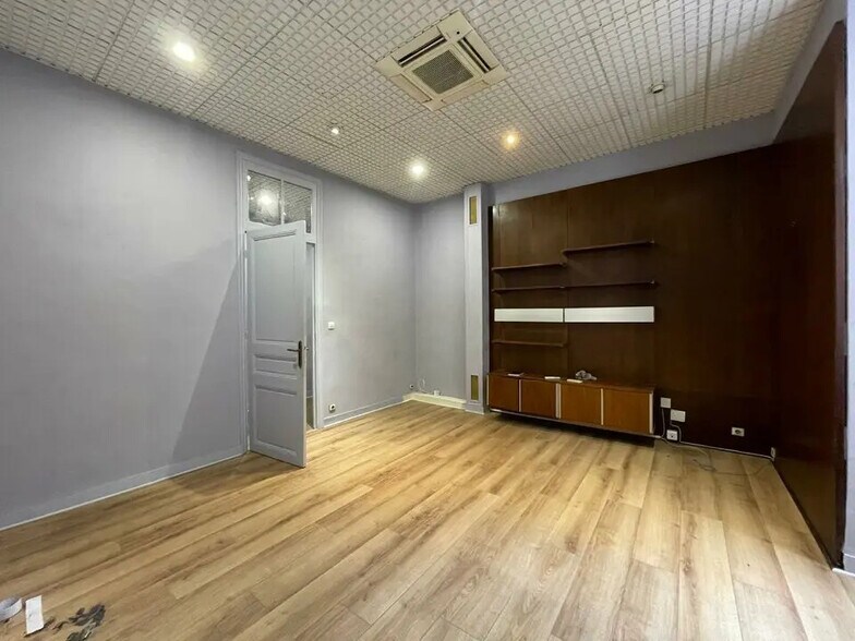 Bureau dans Nice à louer - Photo de l’immeuble – Image 2 sur 6