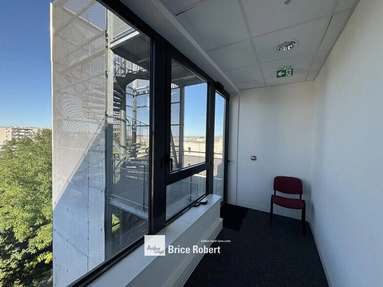 1 Bis Avenue Salvador Allende, Vaulx-en-Velin à louer - Photo intérieure – Image 2 sur 8