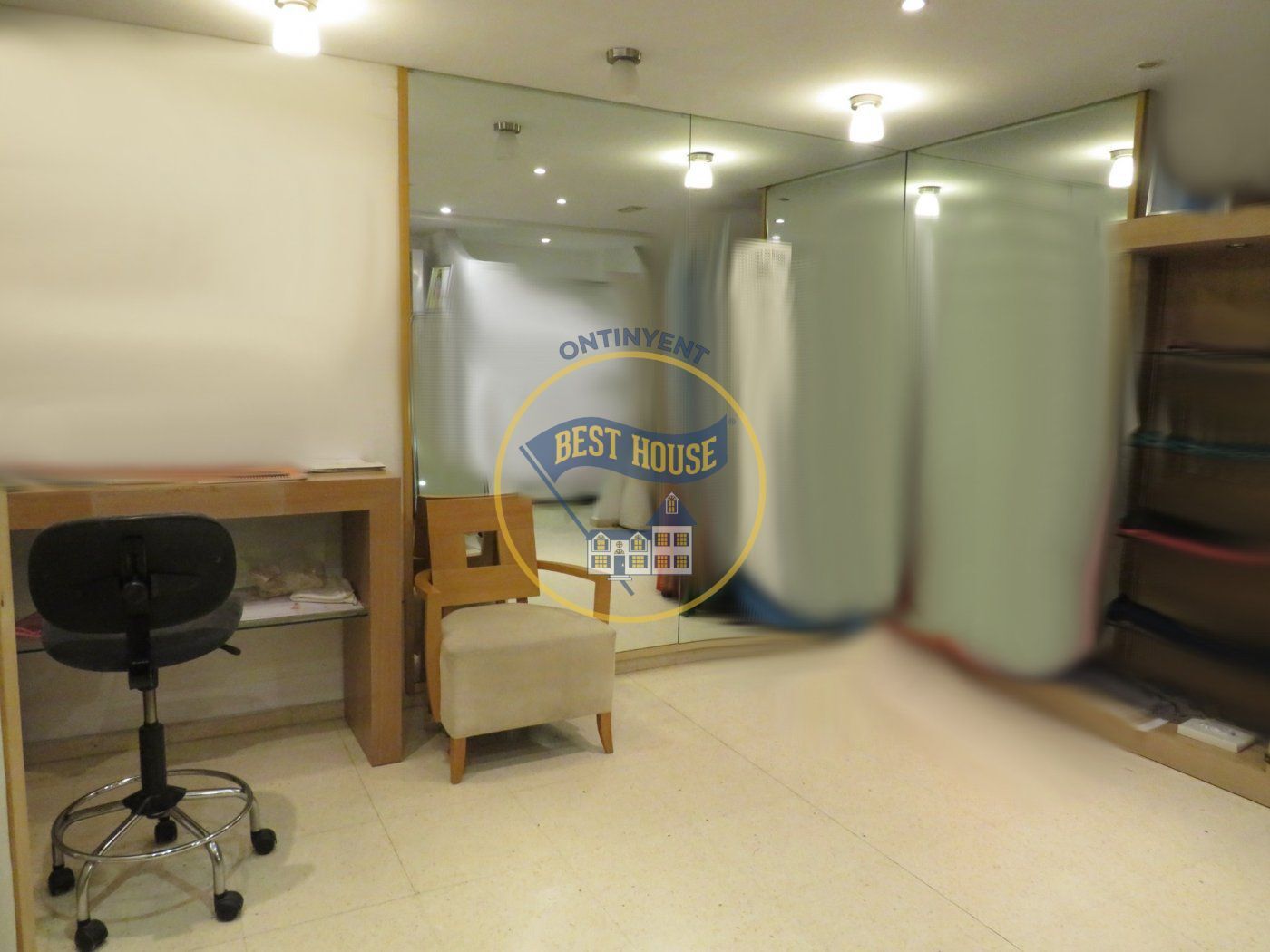 Local commercial dans Ontinyent, Valencia à louer Photo principale– Image 1 sur 4