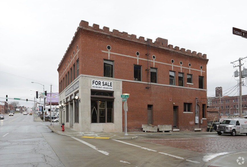 2045 Broadway Blvd, Kansas City, MO à louer - Photo de l’immeuble – Image 2 sur 9