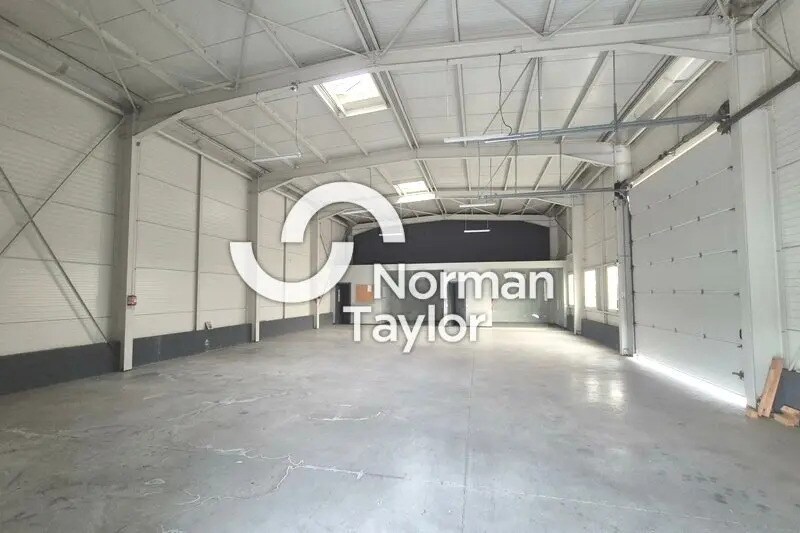 Local d’activités dans Perpignan à louer Photo intérieure– Image 1 sur 6