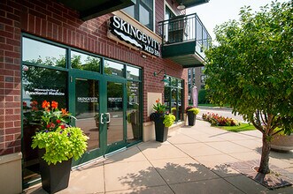 4100 Spring St, Spring Park, MN à louer Photo intérieure– Image 1 sur 2