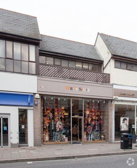 22B High St, Weybridge à louer - Photo de l’immeuble – Image 3 sur 4