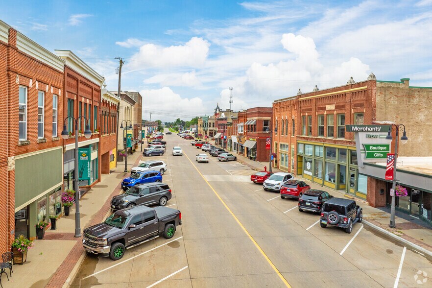 817 4th Ave, Grinnell, IA à louer - Aérien – Image 3 sur 3