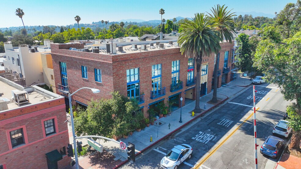 803, 807 A-B, 807 C, South Pasadena, CA à vendre - Photo de l’immeuble – Image 3 sur 4