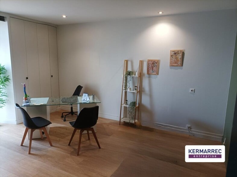 Bureau dans Basse-Goulaine à vendre - Photo intérieure – Image 2 sur 3