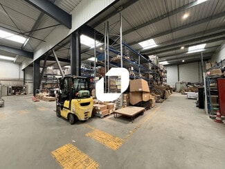 Plus de détails pour Bureau, Local d'activités à louer