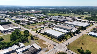 1700 S Eastern Ave, Oklahoma City, OK à louer Aérien– Image 1 sur 8