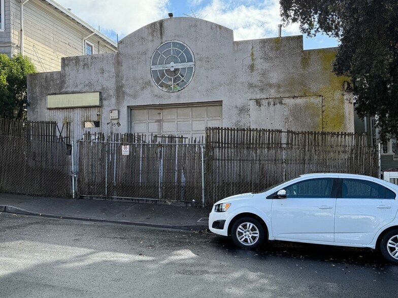 533 Carolina St, Vallejo, CA à vendre - Photo de l’immeuble – Image 2 sur 19