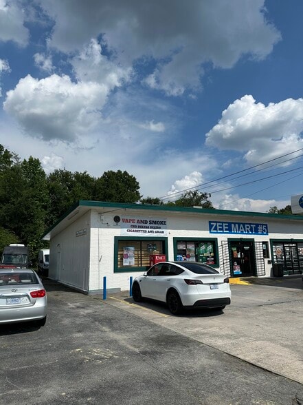 509 National Hwy, Thomasville, NC à vendre - Photo de l’immeuble – Image 3 sur 16