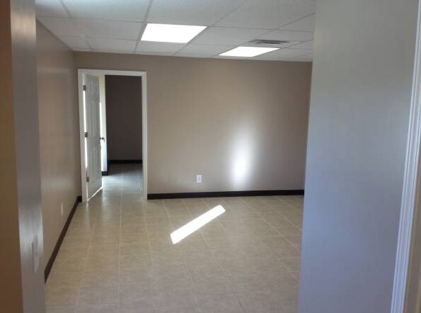 7295 State Highway 66, Tulsa, OK à louer - Photo de l’immeuble – Image 3 sur 5