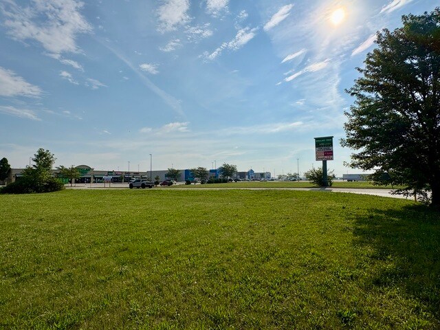 475 Riverstone Pkwy, Kankakee, IL à vendre - Photo de l’immeuble – Image 3 sur 7