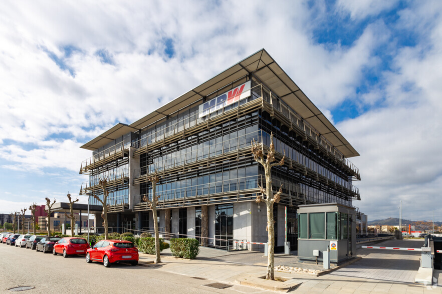 Bureau dans El Prat de Llobregat, Barcelona à louer - Photo principale – Image 1 sur 4