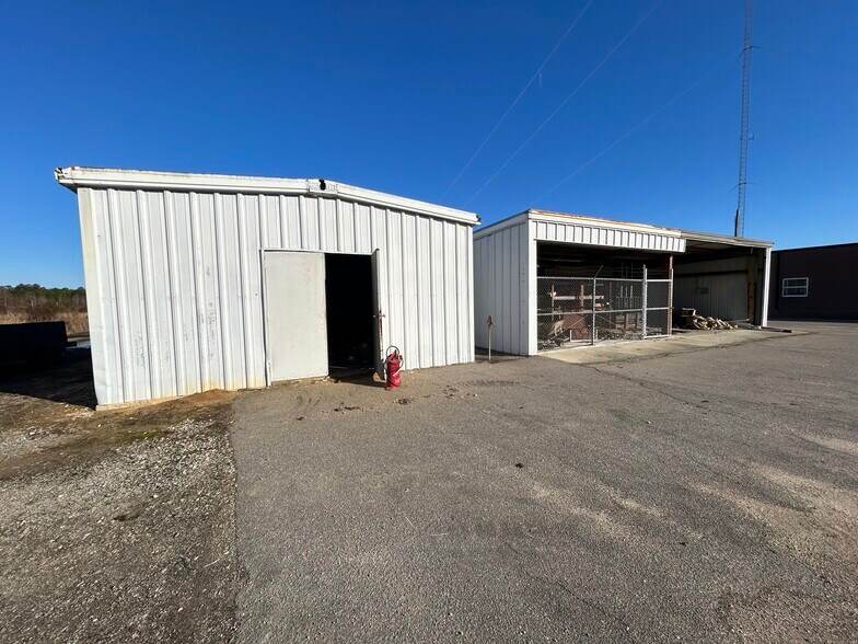 1124 US 13 Hwy S, Ahoskie, NC à louer - Photo de l’immeuble – Image 3 sur 6