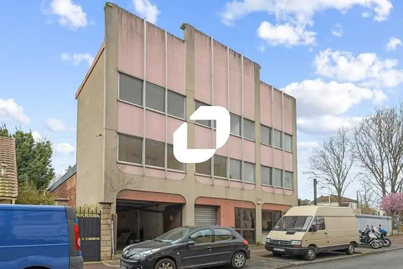 Local d’activités dans Cachan à louer - Photo de l’immeuble – Image 2 sur 12