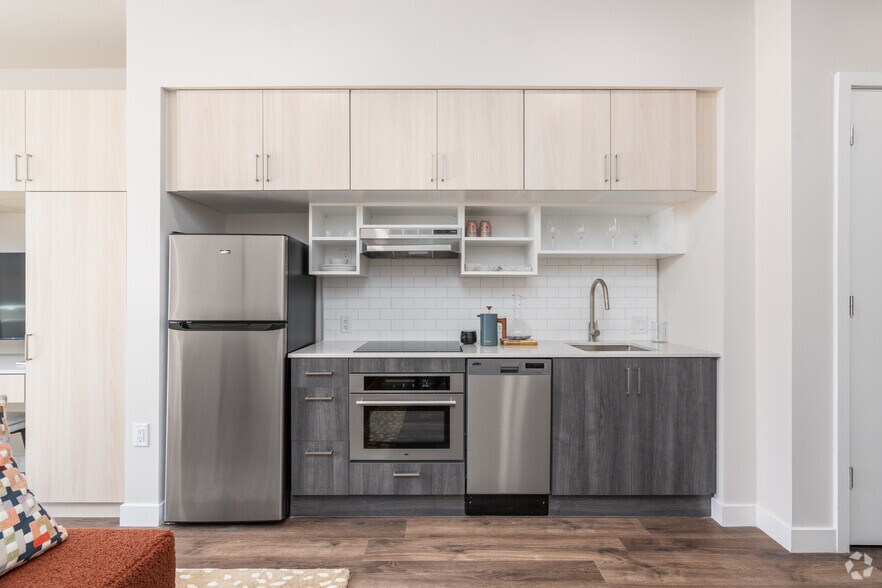1314 Spring Garden St, Philadelphia, PA à louer - Photo intérieure – Image 3 sur 31