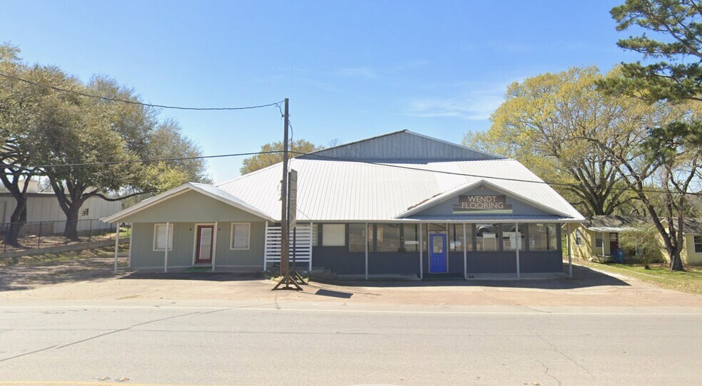 767 W Main St, Bellville, TX à vendre - Photo principale – Image 1 sur 8