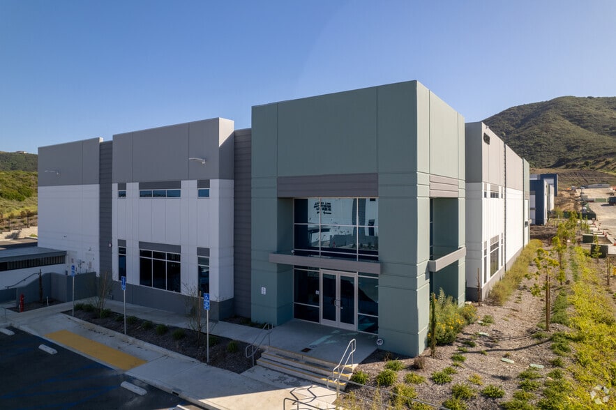 42637 Avenida Alvarado, Temecula, CA à vendre - Photo de l’immeuble – Image 3 sur 15