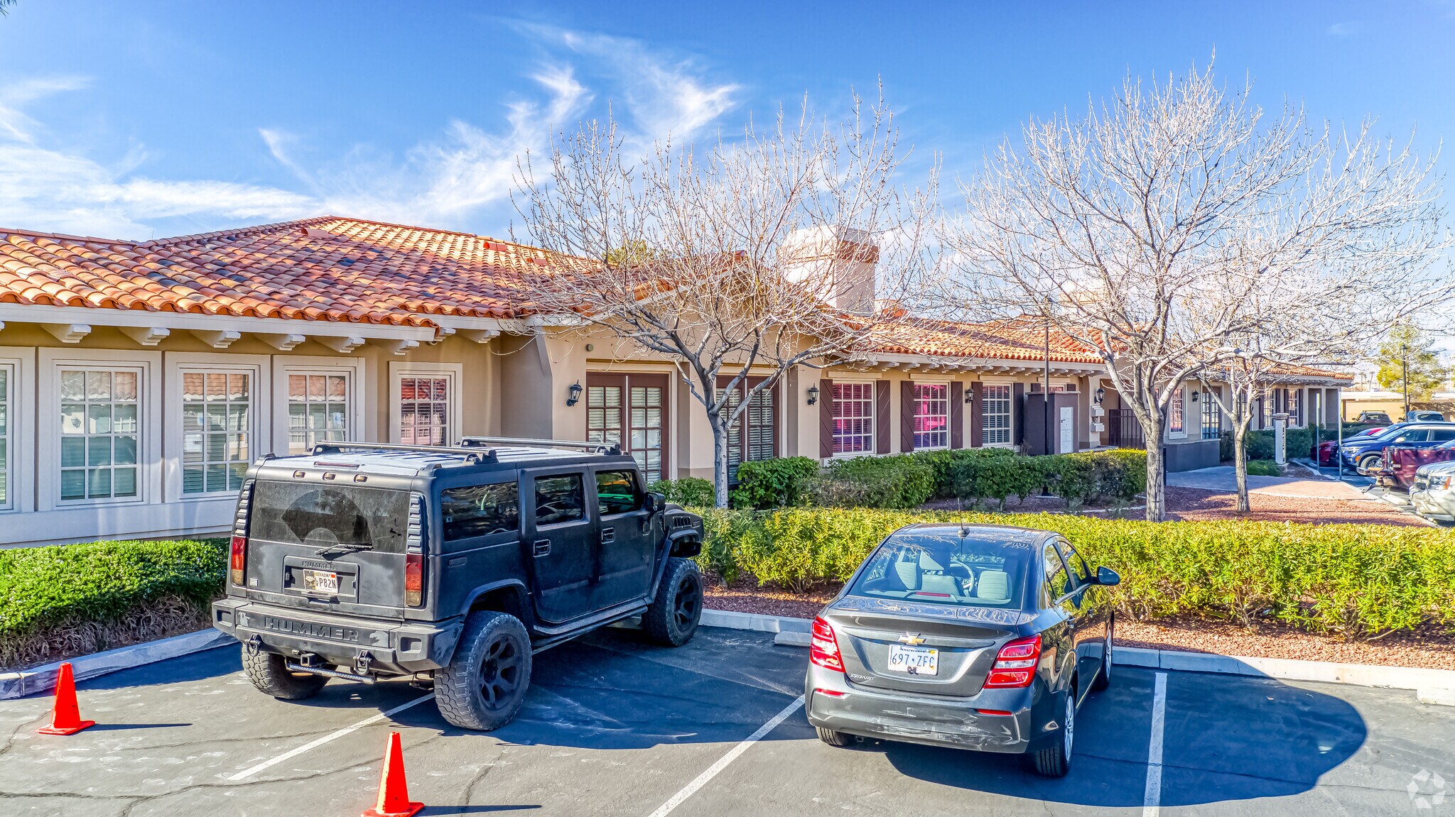 3037 E Warm Springs Rd, Las Vegas, NV à vendre Photo principale– Image 1 sur 39