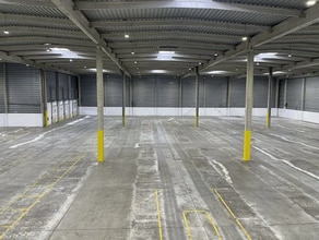 Industriel/Logistique dans Bobigny à louer Photo intérieure– Image 2 sur 14