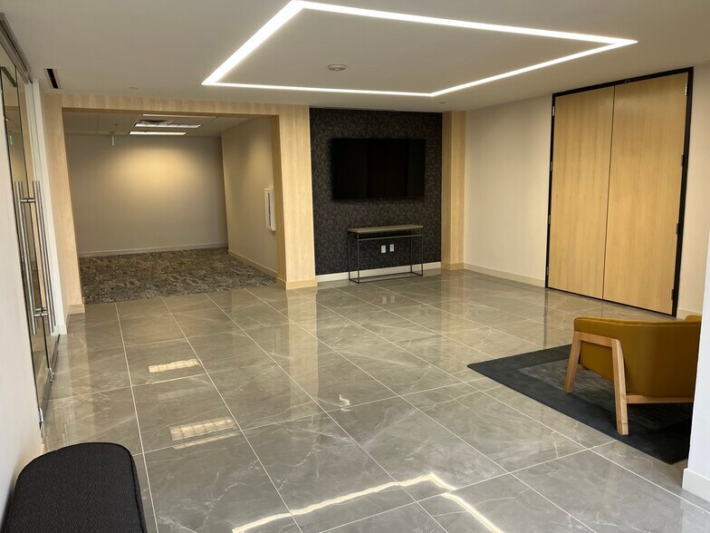 4800 Regent Blvd, Irving, TX à vendre - Hall d’entrée – Image 3 sur 9