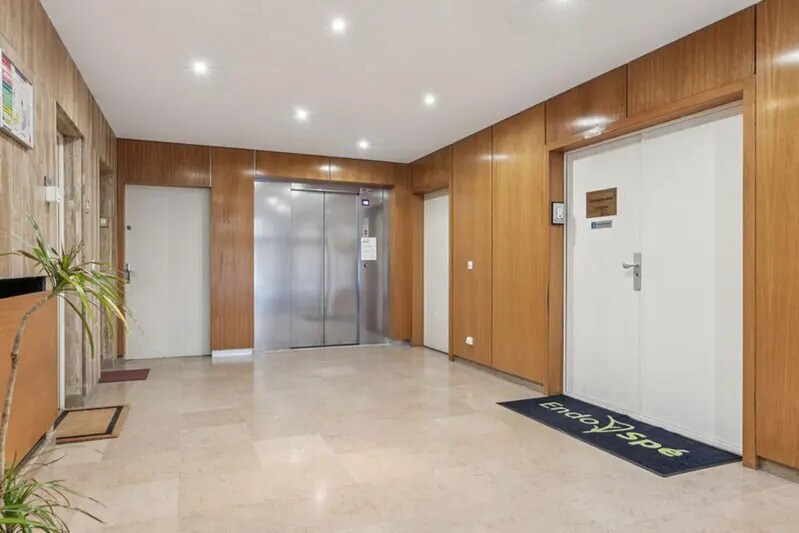 55 Rue De La Fédération, Paris à louer - Hall d’entrée – Image 2 sur 3