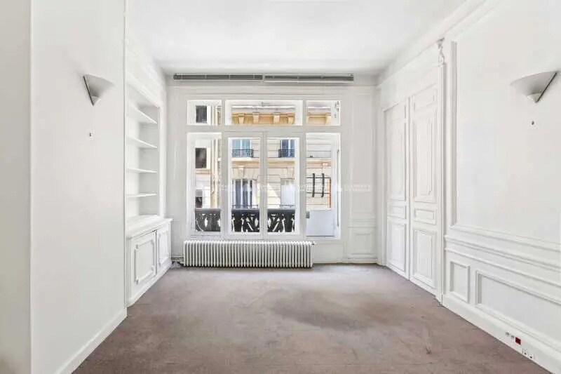 Bureau dans Paris à louer - Photo de l’immeuble – Image 3 sur 11