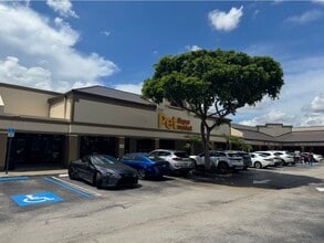 7375-7431 W Atlantic Ave, Delray Beach, FL à louer Photo intérieure– Image 1 sur 10