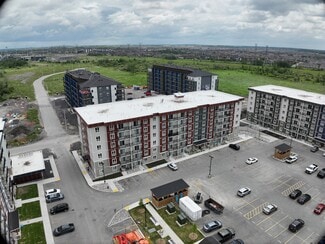Plus de détails pour 1070 Noëlla Leclair Way, Ottawa, ON - Local commercial à louer