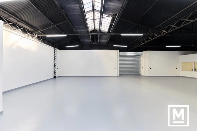 Plus de détails pour 152 Rue De Paris, Montreuil - Industriel/Logistique à louer