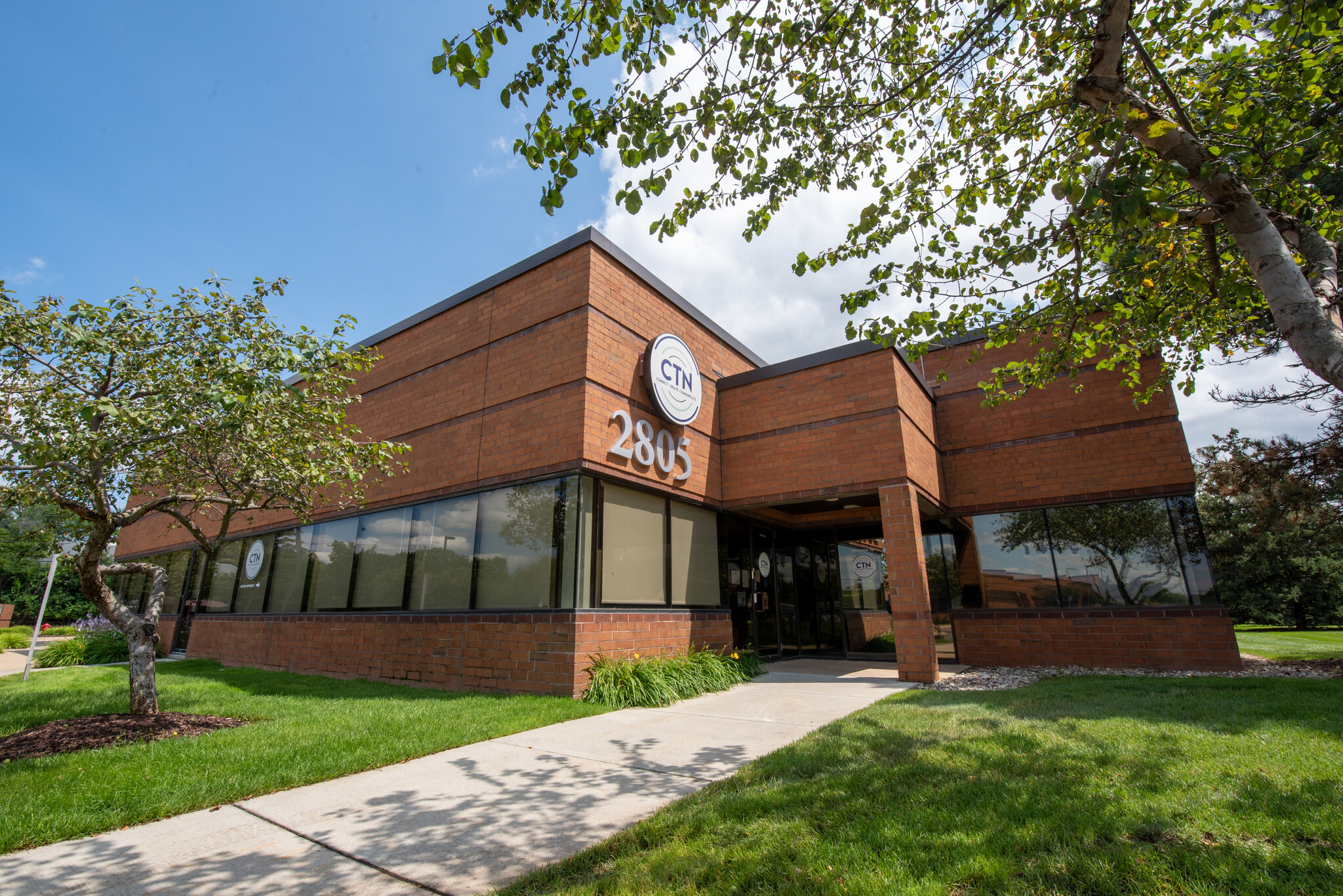 2805 S Industrial Hwy, Ann Arbor, MI à louer Photo de l’immeuble– Image 1 sur 13