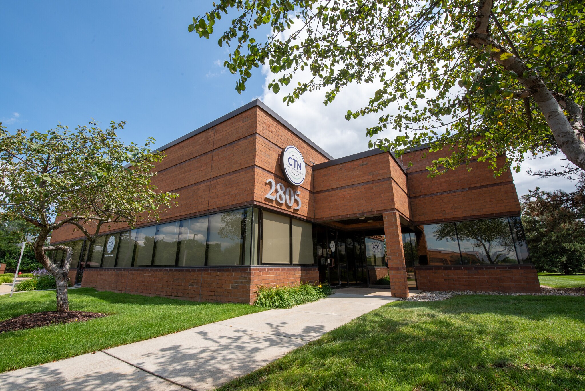 2805 S Industrial Hwy, Ann Arbor, MI à louer Photo principale– Image 1 sur 13