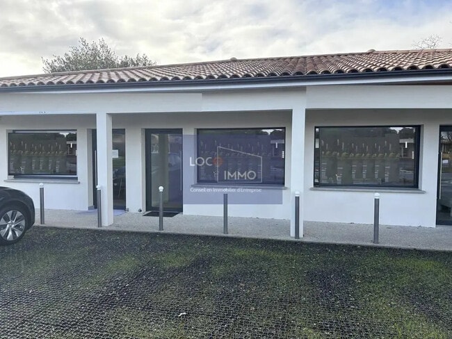 Plus de détails pour Local commercial à louer