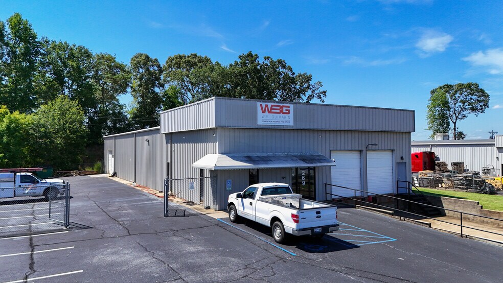 269 Lakewood Dr, Greenville, SC à louer - Photo de l’immeuble – Image 2 sur 13