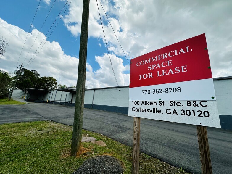 100 Aiken St, Cartersville, GA à louer - Photo de l’immeuble – Image 2 sur 10