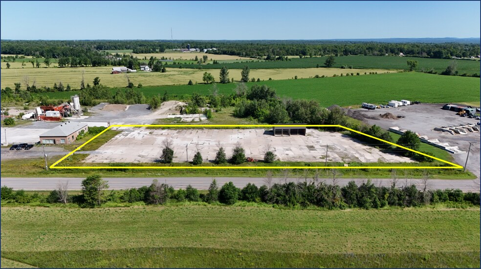 482 Russett Dr, Arnprior, ON à louer - Photo de l’immeuble – Image 2 sur 16