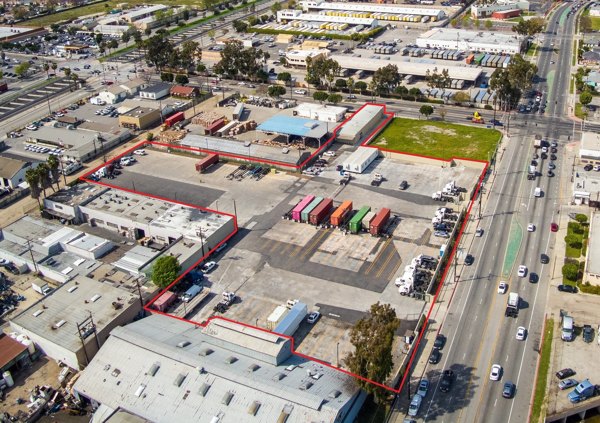 927 S Santa Fe Ave, Compton, CA à louer Photo de l’immeuble– Image 1 sur 2