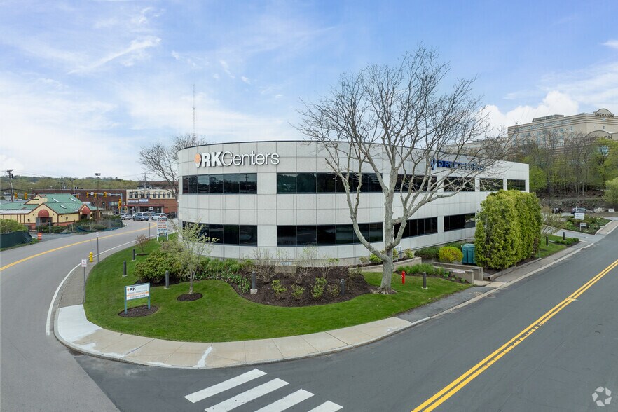 50 Cabot St, Needham, MA à louer - Photo de l’immeuble – Image 3 sur 4