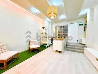 Plus de détails pour Local commercial à louer