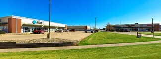Plus de détails pour 402-556 Indian Head Dr, Mason City, IA - Local commercial à louer