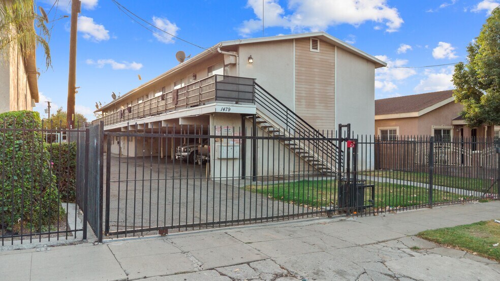 1479 N Lugo Ave, San Bernardino, CA à vendre - Photo de l’immeuble – Image 3 sur 11