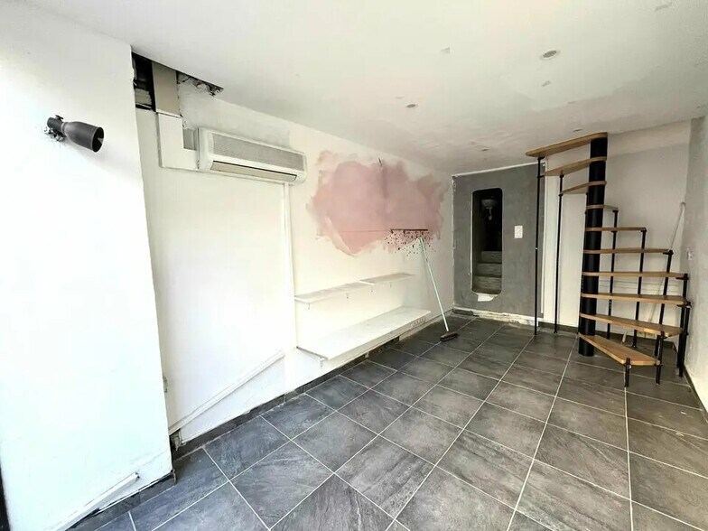 Local commercial dans Antibes à vendre - Photo intérieure – Image 3 sur 4